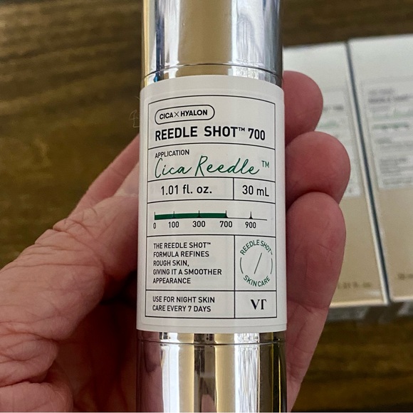 K-Beauty 3 New VT Cica Reedle Shot 700 Serums - Picture 5 of 9